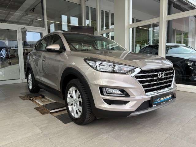Hyundai Tucson Trend 1.6 CRDI*NAVI,KLIMA,AHK,RFK*