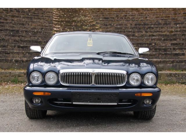 Jaguar Daimler Super V8 Langversion 3 Jahre Garantie