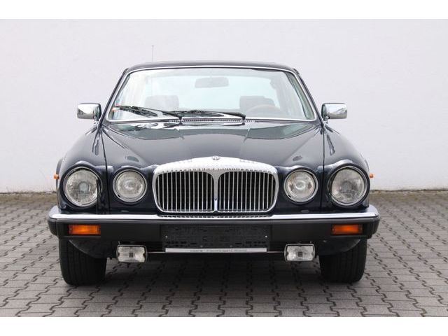 Jaguar Daimler Double Six Serie 3 mit 2 Jahren Garantie