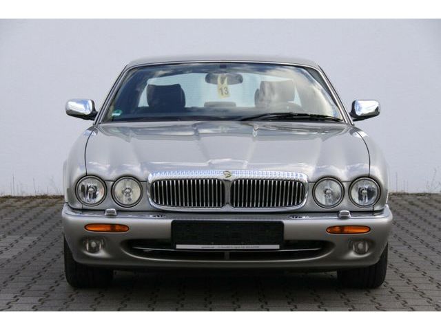Jaguar Daimler V8 Langversion 2 Jahre Garantie