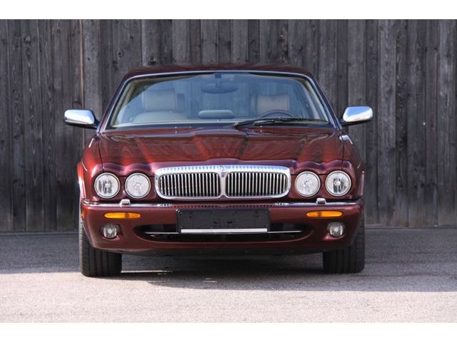 Jaguar Daimler Super V8 Langversion 3 Jahre Garantie