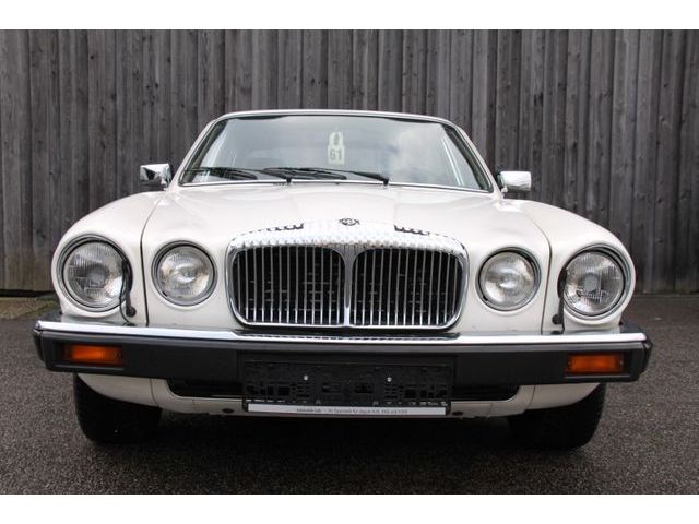 Jaguar Daimler Double Six Serie 3 mit 2 Jahren Garantie