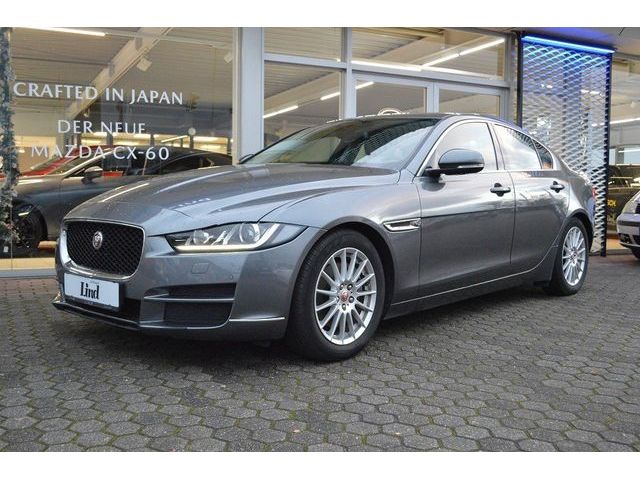 Jaguar XE Prestige