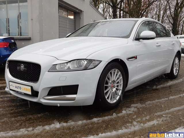 Jaguar XF 2.0d PRESTIGE AUT. LEDER,NAVI,SD,HUD,RFK,PDC,NR,SH