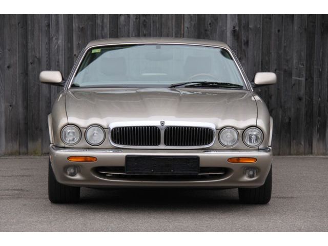 Jaguar XJ 3.2 Executive 1 Jahr Garantie