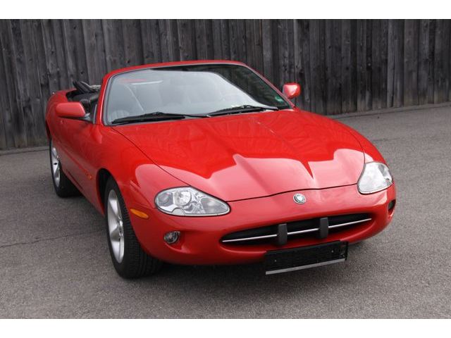 Jaguar XK8 Cabrio 2 Jahre Garantie