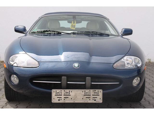 Jaguar XK8 Cabrio 2 Jahre Garantie