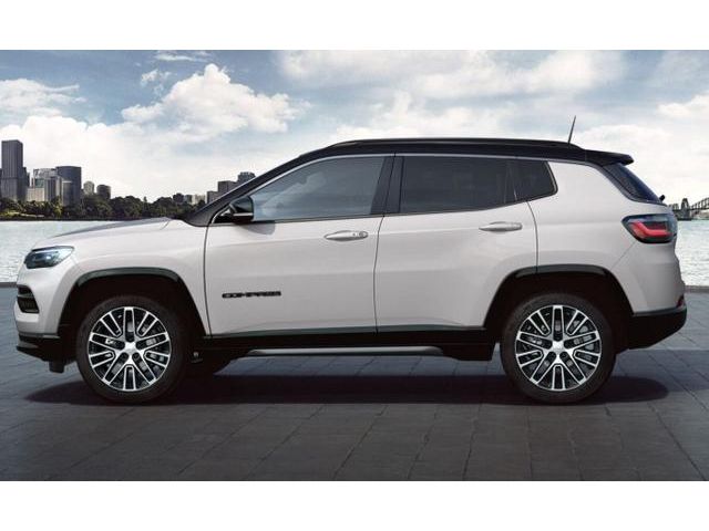 Jeep Compass 1.5 MHEV 130 DCT Summit Pano Nav 360K...