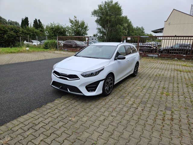 Kia Ceed SW+1.5T 140+GT-LINE+TECHNOLOGIE-PAKET Navi