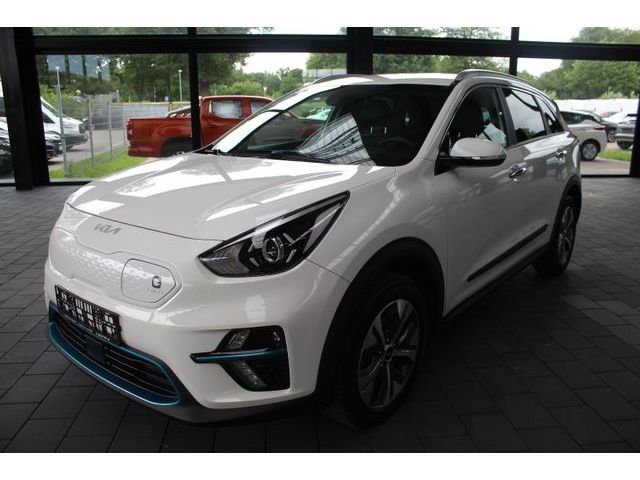 Kia Niro Vision (On-Board-Lader 3-Phasen)