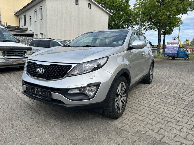 Kia Sportage Spirit 2.0 2WD AHK/Standhzg./Kamera/XEN