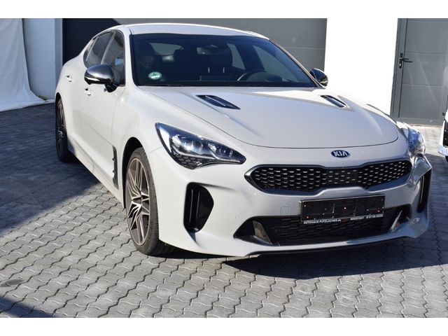 Kia Stinger 3.3 V6 T-GDI 4WD GT
