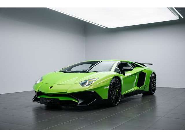 Lamborghini Aventador LP 750-4 Superveloce SV/
