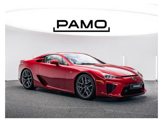 Lexus LFA | pearl red