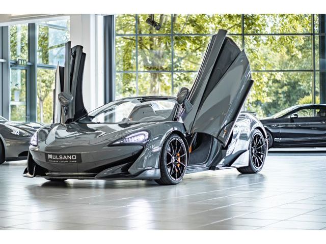 McLaren 600LT SPIDER GARANTIE KERAMIK CARBON KAMERA LIFT