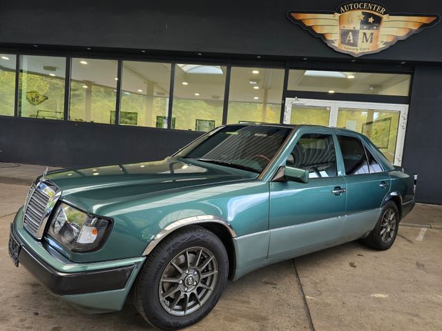 Mercedes-Benz 200 E W124 STANDHEIZUNG/SSD/MALACHIT/LM-OZ