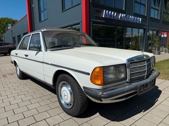 Mercedes-Benz 230 E W123(Tüv&Insp.neu/2 Hand)
