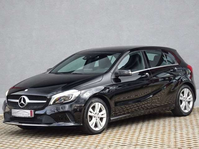 Mercedes-Benz A 160 Score/LED/Navi/Sportsitze/SitzHZG/PDC/17"