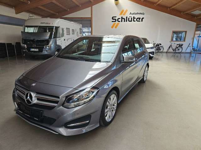 Mercedes-Benz B 180 d Style AHK+PTS+SHZ-