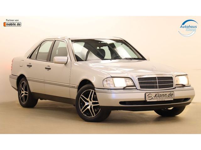 Mercedes-Benz C 180 122PS Limo. Automatik Elegance SHZ BOSE