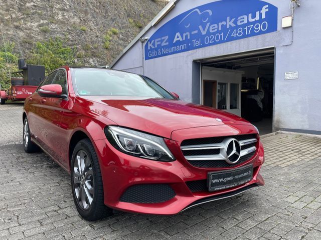 Mercedes-Benz C 400 Lim. 4Matic Avantgarde Pano HuD