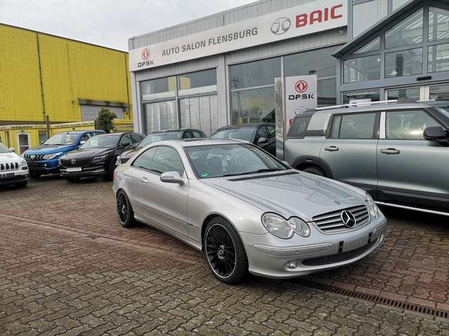 Mercedes-Benz CLK 200 CLK 200 Kompressor*gepf. Zustand*8-fach bereift