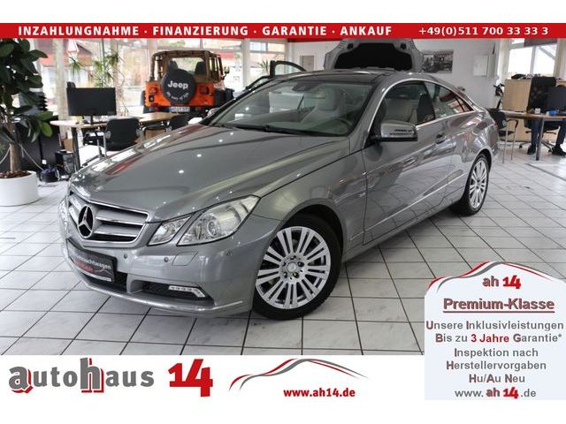 Mercedes-Benz E 200 CGI Coupe - Automatik-Leder-Navi-Panorama
