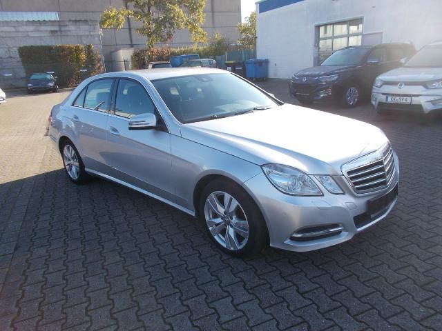 Mercedes-Benz E 200 E200 CDi Avantgarde Navi Xenon Leder PDC