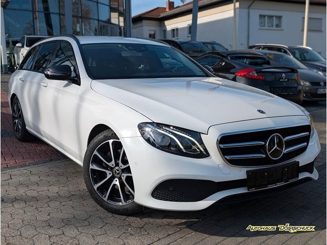 Mercedes-Benz E 220 d Kombi Automatik LED Avantgarde CarPlay