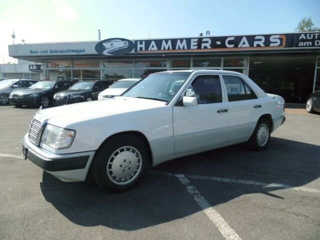Mercedes-Benz E 220 *Automatik*Schiebedach*