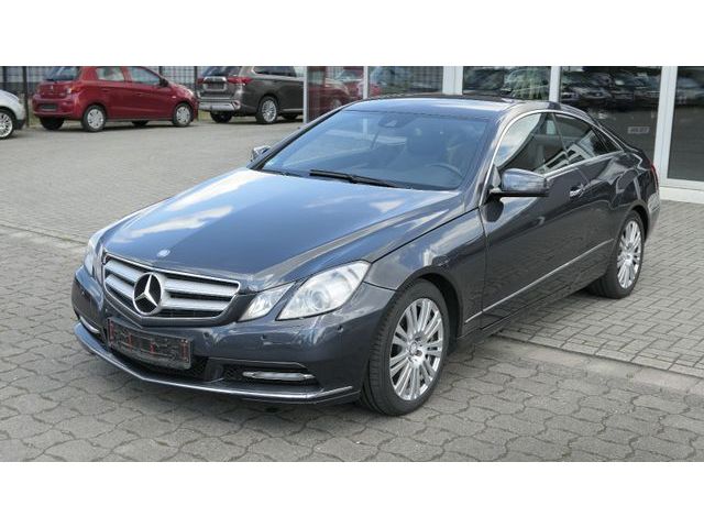 Mercedes-Benz E 220 Avantgarde/Navi/8-Alu/Euro5