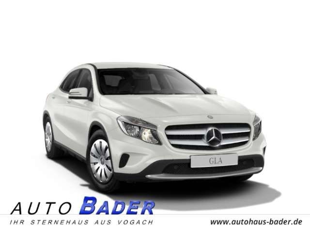 Mercedes-Benz GLA 200 d Parktronic Sitzheizung GarminMapPilot