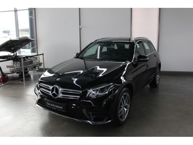 Mercedes-Benz GLC 250 4M AMG Kamera SHZ PTS LED Totwinkel