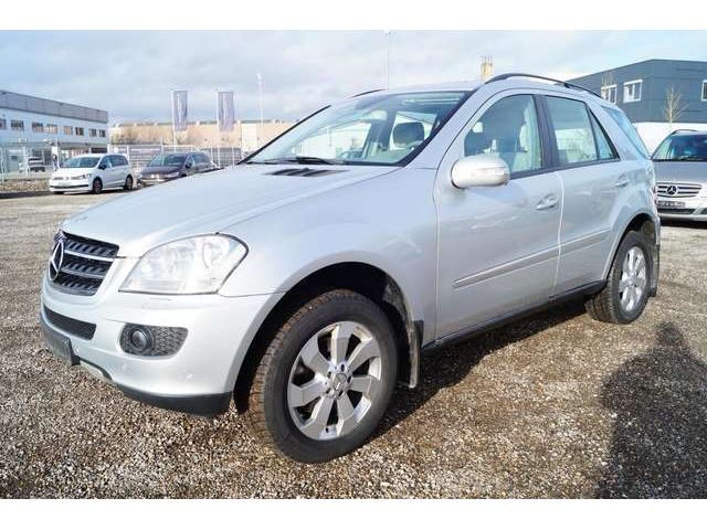 Mercedes-Benz ML 350 ML 350 Schiebedach, AHK, Einparkhilfe