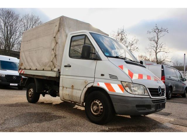 Mercedes-Benz Sprinter Pritsche Plane 211 CDI 2,8t SPRINTSHIFT