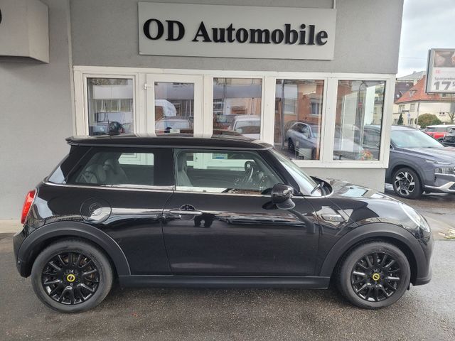 Mini Cooper S E Classic Trim/Navi/PDC/Teilleder/Sports