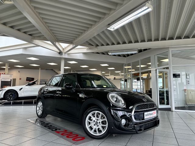 Mini Cooper S AUT./LED/CAM/NAVI/BT/SHZ