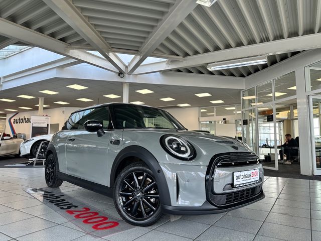 Mini Cooper S E Essential Trim AUT./LED/HUD/CAM/H&K