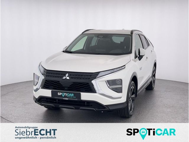 Mitsubishi Eclipse Cross Basis 4WD 2.4*BTH*SHZ*LED*uvm