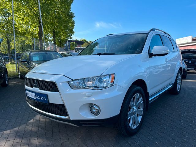 Mitsubishi Outlander Invite 4WD°7Sitze°Xenon°Garantie°AHK°