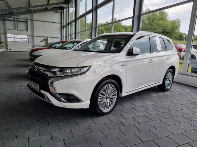 Mitsubishi Outlander PHEV Spirit 4WD