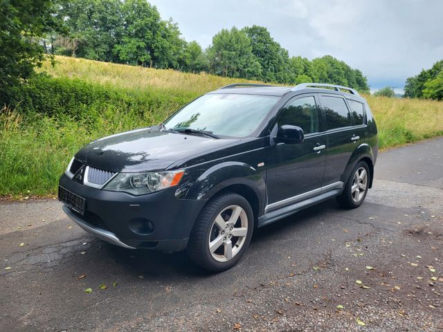 Mitsubishi Outlander 2.4 LPG Gas 4WD 125KW Automatik AHK