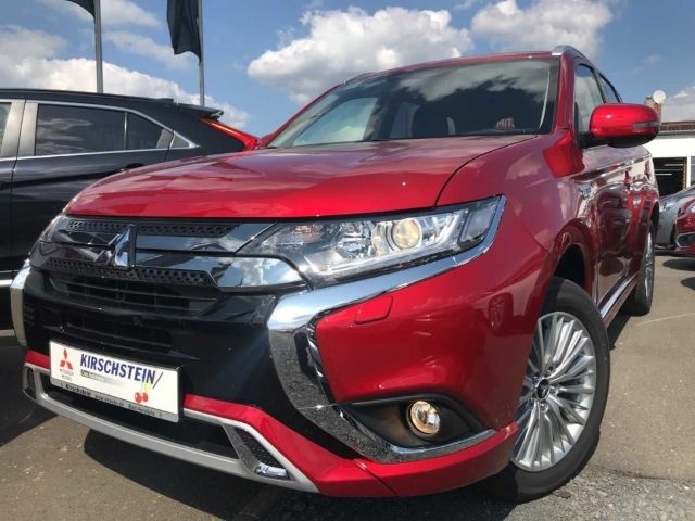 Mitsubishi Plug-in Hybrid Outlander Basis Spirit 4WD AHK WR Navi