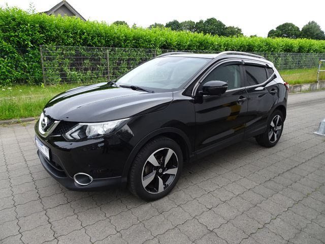 Nissan Qashqai 1.2 DIG / Automatik / 360°-Kamera