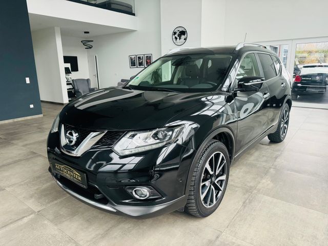 Nissan X-Trail Tekna 1.6 Pano LEDER LED AHK