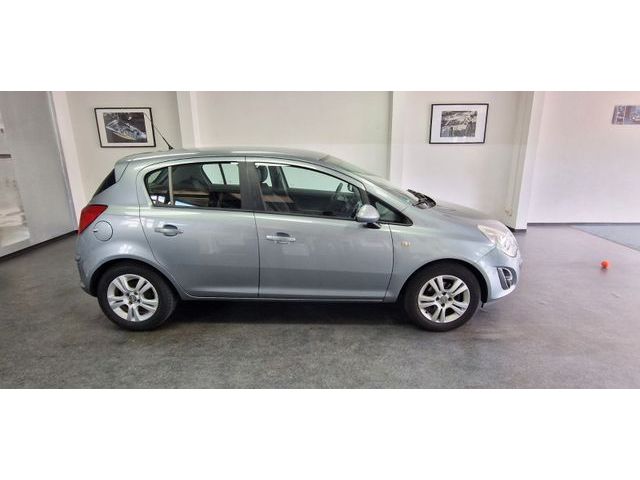 Opel Corsa 1.2 Klima Teilleder TÜV 07/2027