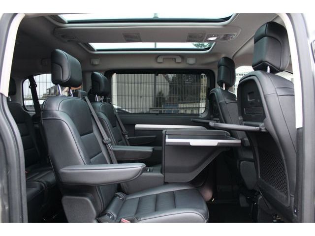 Opel Zafira Life INNOVAT. VoLL! M LANG ACC KAM 2xeTür