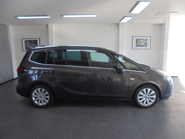 Opel Zafira Tourer 2.0 CDTI INNOVATION AHK Kamera