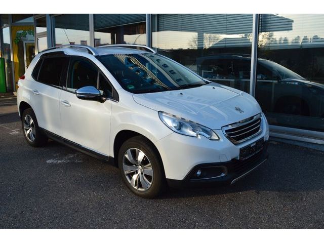 Peugeot 2008 Allure 1 HAND