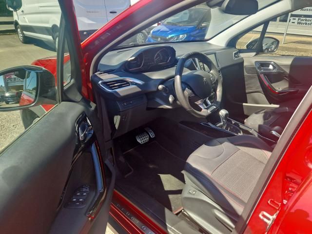Peugeot 2008 Pure Tech 130 Allure GT Line
